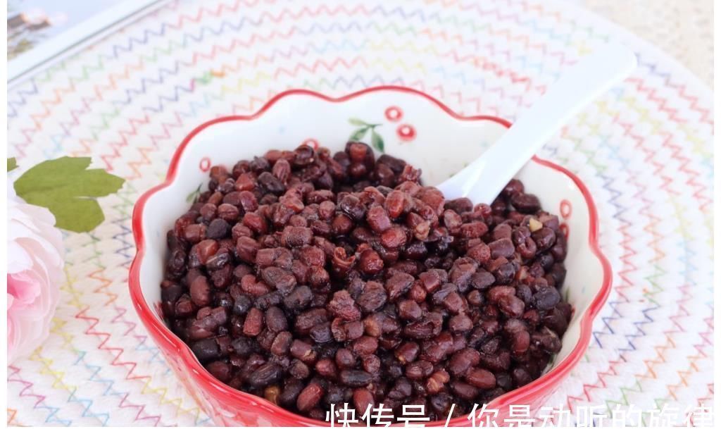 跟甜品店老板学做蜜红豆，不用泡豆，简单又省事，1个小时就能用