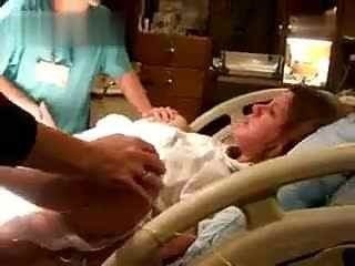 大便|顺产生孩子的前那一个小时,所有的孕妈都逃不过这几样罪