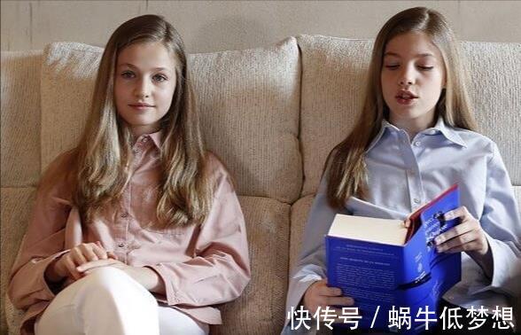 女王|16岁女王储清纯可人,扎马尾辫穿蓝白配,只是个头比小两岁妹妹矮