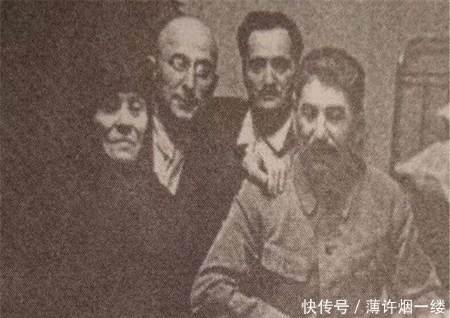 珍贵|斯大林珍贵的家庭照,第四幅图,冷硬如铁的男人也有柔情的一面