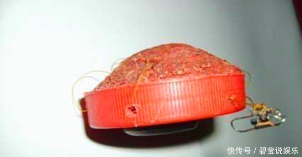 抛竿|大雪过后鲫鱼藏在远点,用这种民间钓法,钓大鲫鱼不费事!