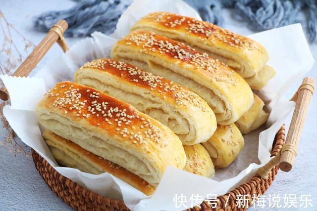做法和馒头差不多,味道比馒头香、脆、甜、脆,当早餐吃还更营养