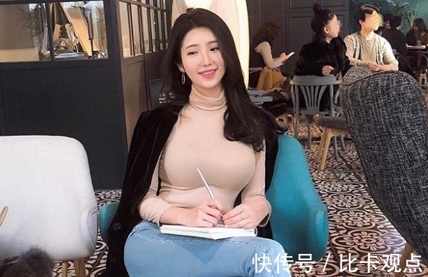 冷饮|时尚女模特,为保持身形,饮食运动两不误