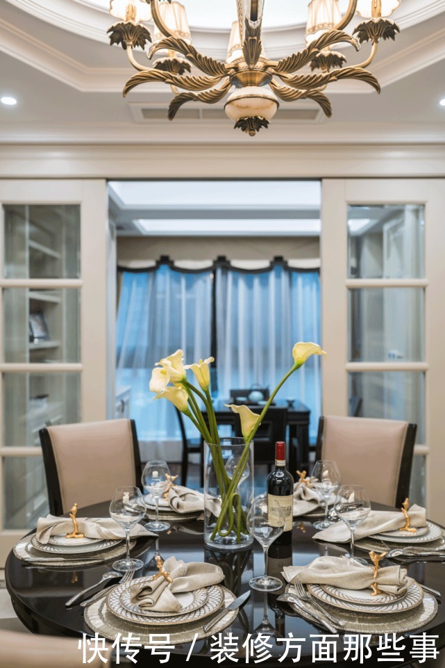 现代|170㎡现代风中植入稳定气派,将古典韵味与现代设计巧妙融合