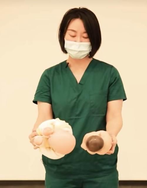 胎儿|一张图带你看,出生时5斤和8斤的娃大小差异多大!心疼下孕妇吧