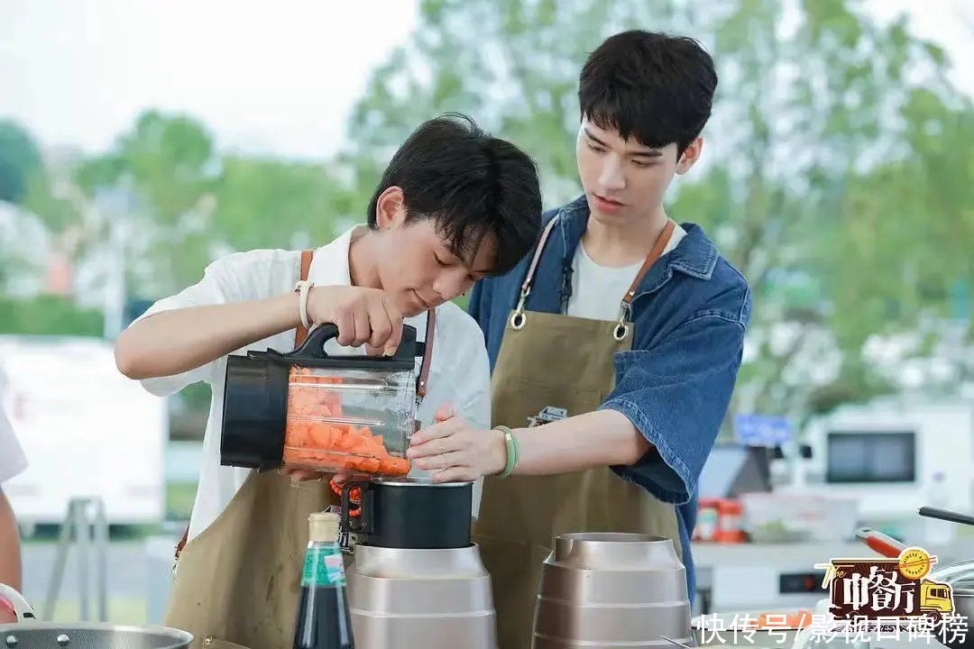 周也|無CP可炒，無事情可搞，《中餐廳5》請來龔俊也玩不動？