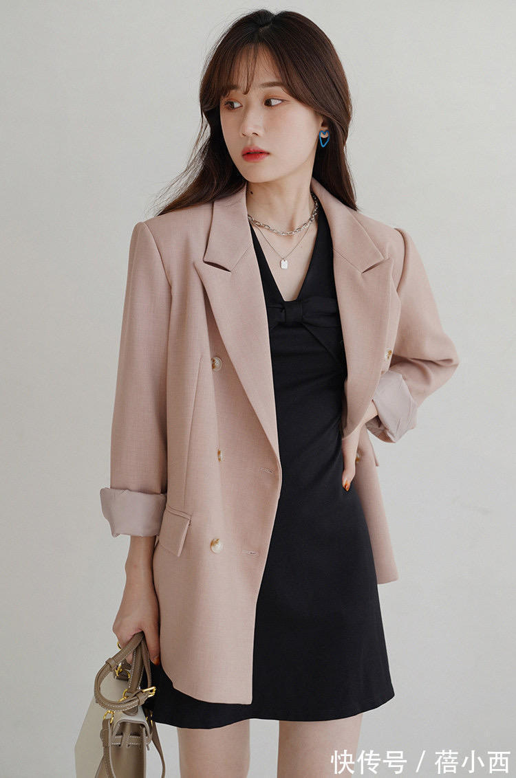 西装外套|“西装”才是永不过时的秋季单品,get这些穿衣技巧,谁穿谁时髦