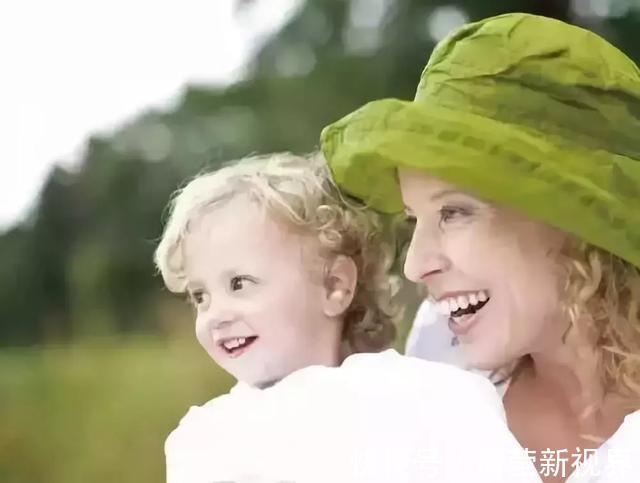 佝偻病|维生素D滴剂,每个宝宝都必须补充 这事可不能马虎