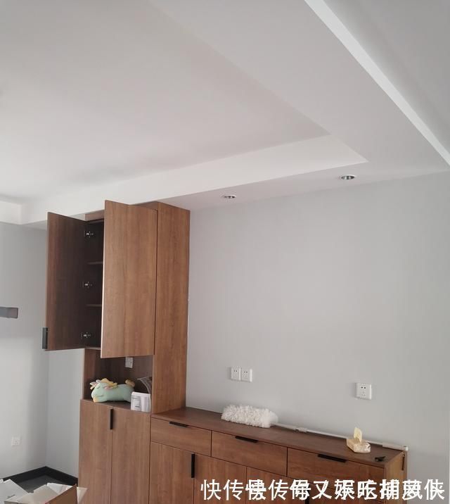 定制|柜子是装修最深最大的“坑”,全屋定制柜和木工现场打,哪个实用