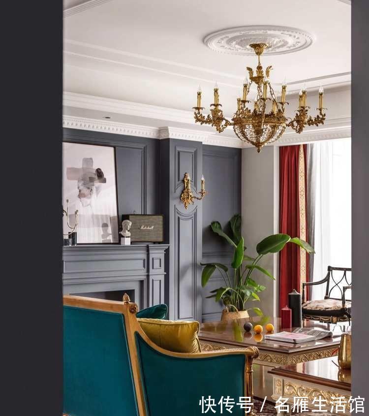 色彩|祖母绿、脏粉色，色彩丰富的法式风格，要的就是与众不同的感觉