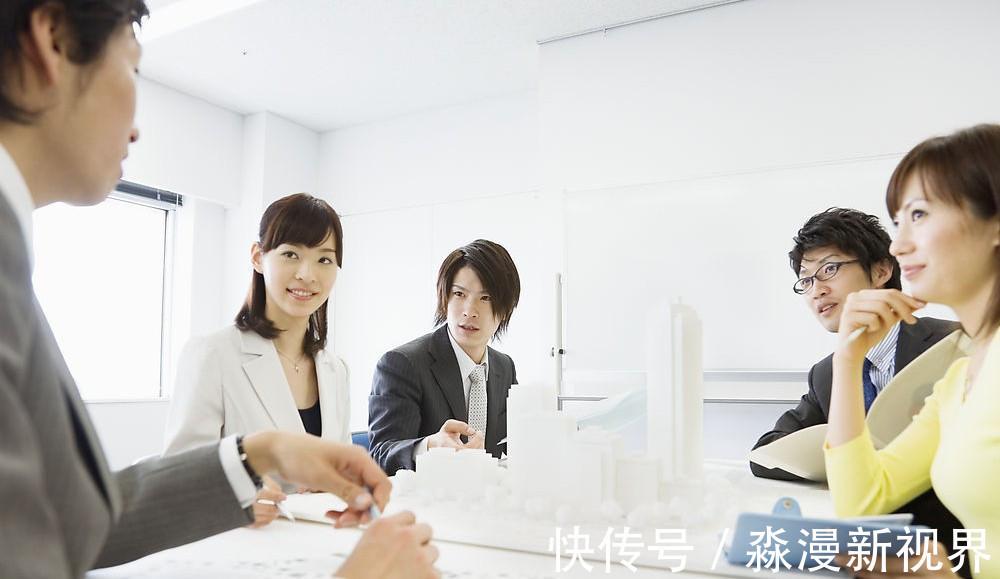 职场|普通人一年赚20万很困难吗当你完成这四步时,或许能实现