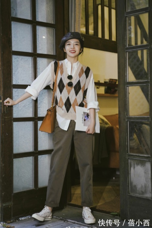 单品|温差大的秋天怎么穿?跟着三木学习“1+1”叠穿,不费劲还时髦