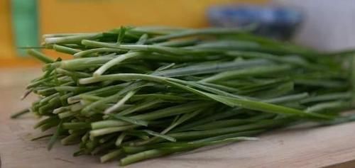 调韭菜猪肉馅的饺子，尤其是最忌讳这3味料，可惜很多人不懂，难怪包好的饺子不香味还重