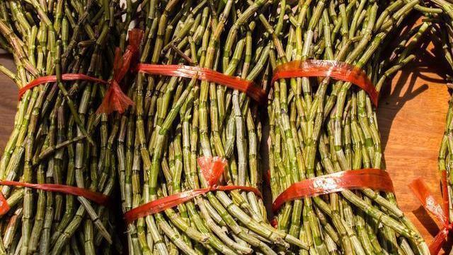 抵抗衰老|女人不想老得快,常吃些“天然玻尿酸”,抵抗衰老,不做黄脸婆