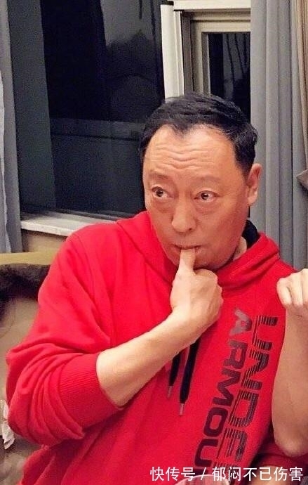 手指頭|蘇明玉帶蘇大強吃西餐 蘇大強害羞的吃手指頭