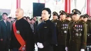 无奈|蒋介石下野前夕,曾主动求和,无奈信誉太差未获允准