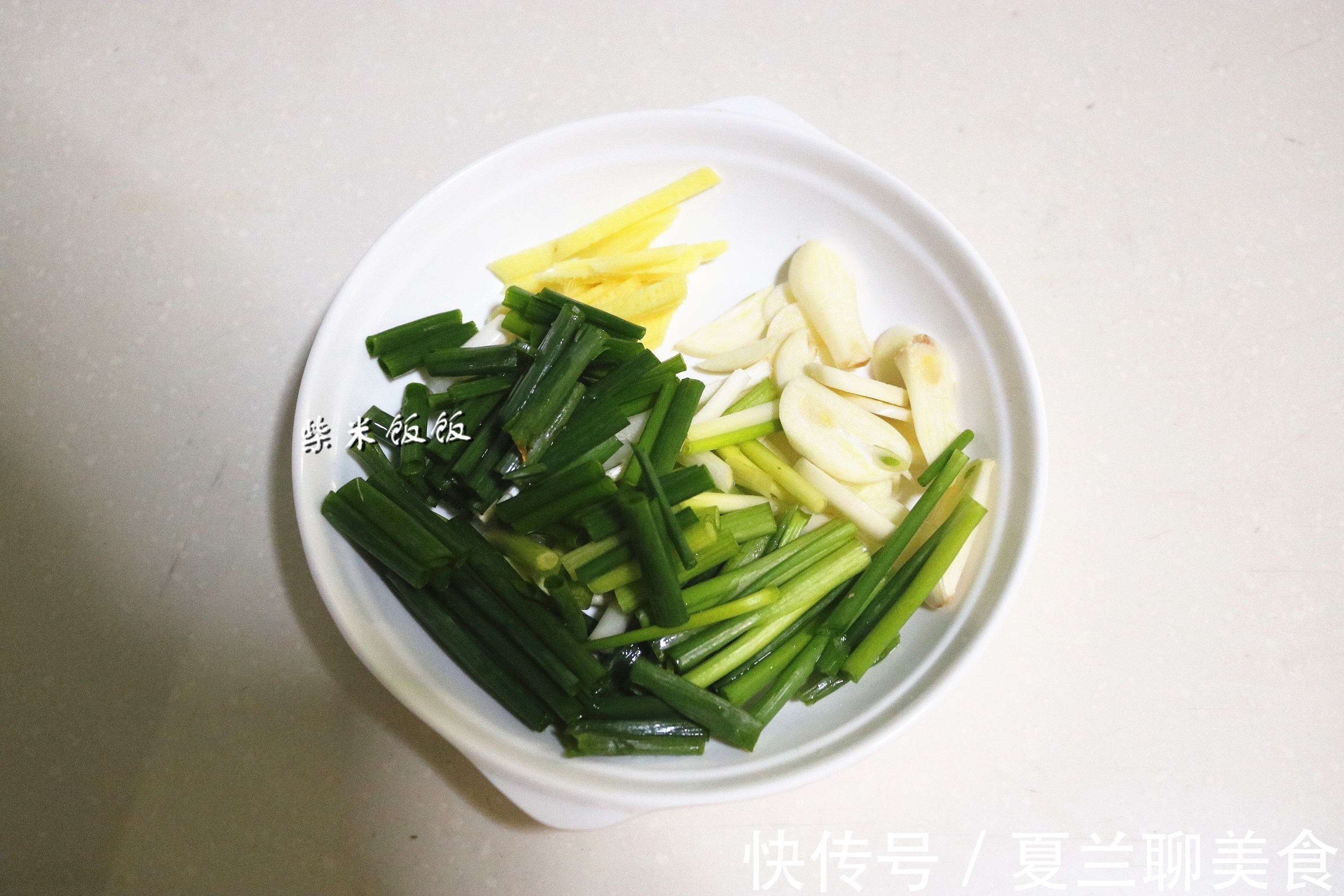 我家吃带鱼,从来不油炸!用这方法做,鱼肉不腥不碎,入味好吃