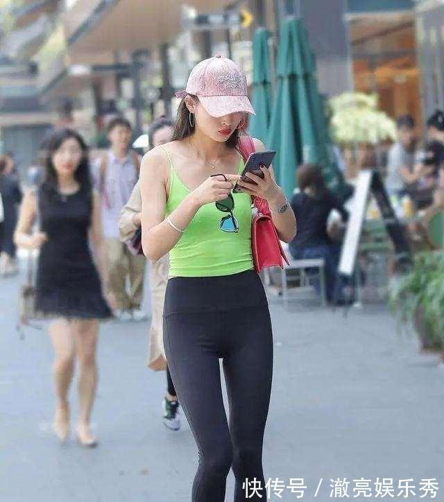 利落|上身秒变纸片人的瑜伽裤,更加凸显身高,又甜又酷