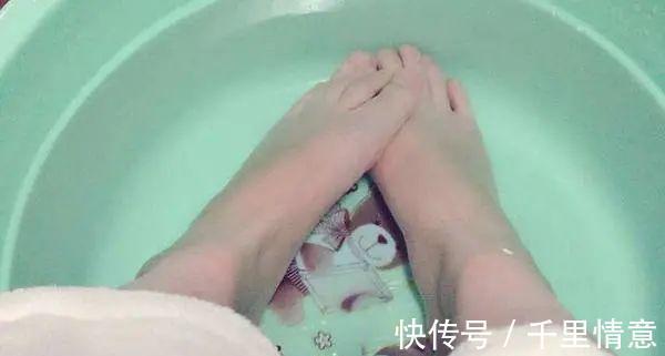 骨质疏松症|多走路人长寿?其实,人到了50岁,更应做好3件事,或比走路管用