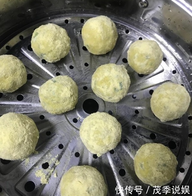 女人碰到它不要手软,隔天吃一次,除老雀斑,淡斑美白,皮肤水灵