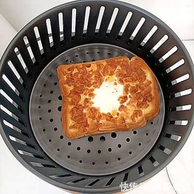 好吃到舔盘子的下饭菜空气炸锅版太阳蛋烤吐司