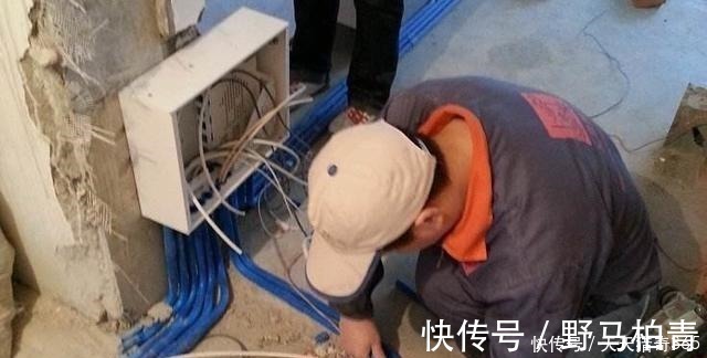 底盒|电工穿完线之后,为啥把电线绕2圈再接开关弄明白了才不会被坑