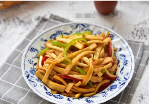 切一切炒一炒,脆嫩清爽,比肉还香