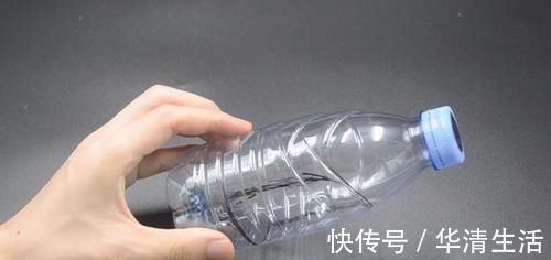 家家户户|你家有废旧的塑料瓶吗?这个用途太棒了,花钱都买不到,涨知识了