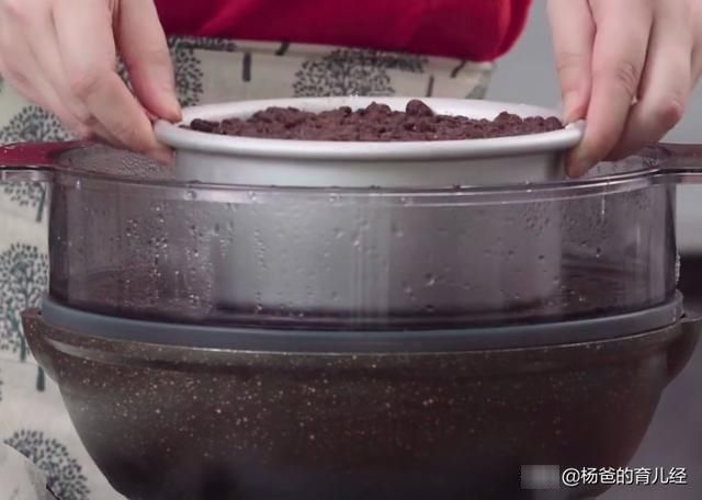 分享一款孩子爱吃的红豆松糕,香甜味美,松软营养,好吃又解馋