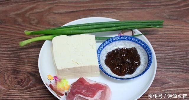 豆腐|豆腐是一种新的吃法,他尝起来又嫩又油,营养加倍味道香