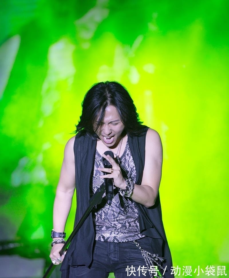 哥哥|《披荆斩棘的哥哥》人气排名，陈小春跌至第四，第一名断层式领先