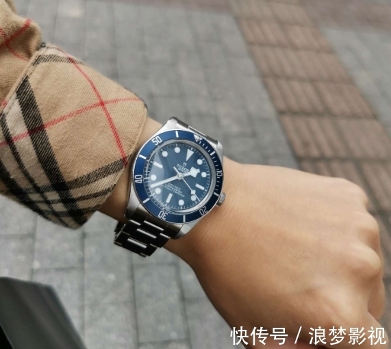 海马3|不超五万想选款男士潜水表?这五款很经典