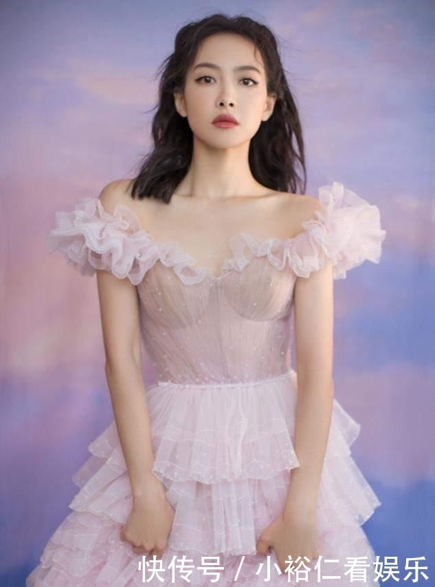 长卷发|丸子头已经不流行了,今年这5种“发型”是真火,简单大方显脸小