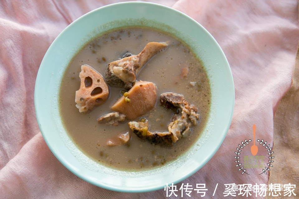 秋天就要喝这汤,润肺降火,口味醇厚,全靠这两招,又浓又香