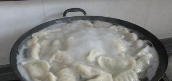 焯水|做白菜饺子,白菜直接包还是要焯水?其实都错了,这才是正确方法