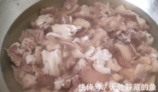 炖牛肉|秋季必备的高压锅美食,暖胃又暖心的金针菇牛腩煲!