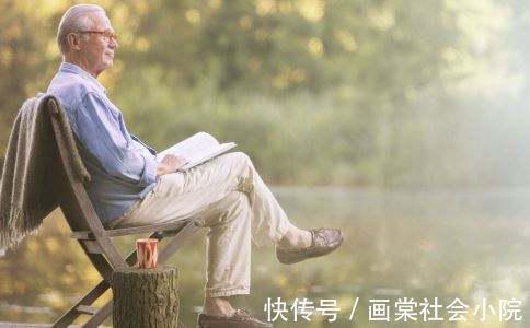 记忆力|如何知道自己会不会老年痴呆?一个动作教你测试,立马就能看出来