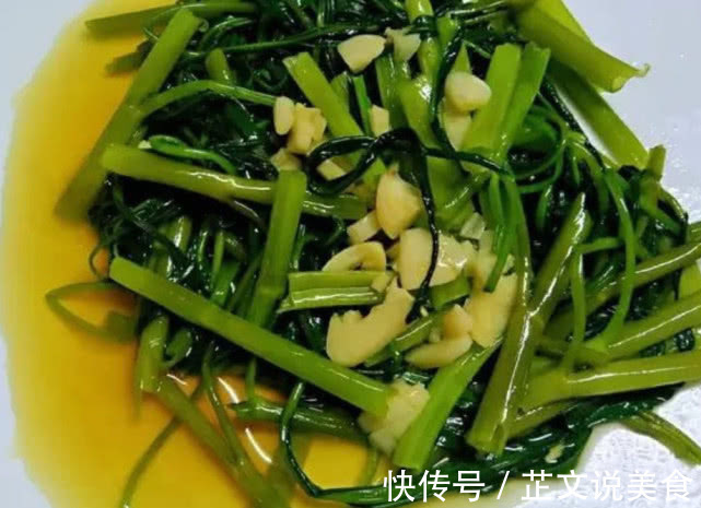 同事请我去他家吃饭,看到桌上的四道菜,我决定再也不来他家了!