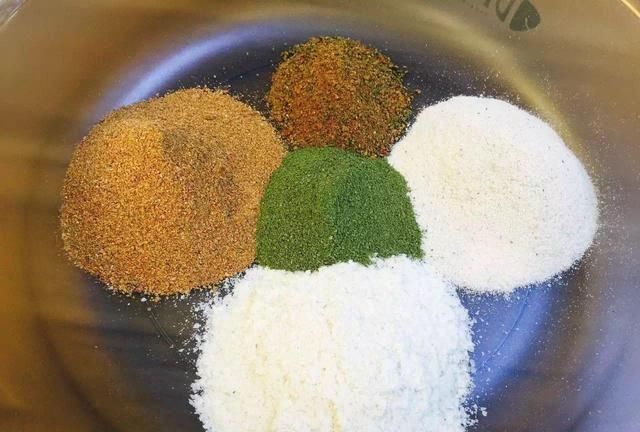 户外野钓,到底拿什么来钓鱼,才能钓得到,钓的多