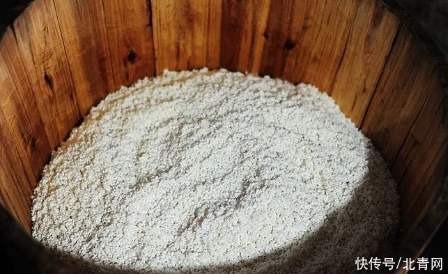 红曲|护血管只知道吃三七？天然“血管清道夫”，中医常用它泡水喝