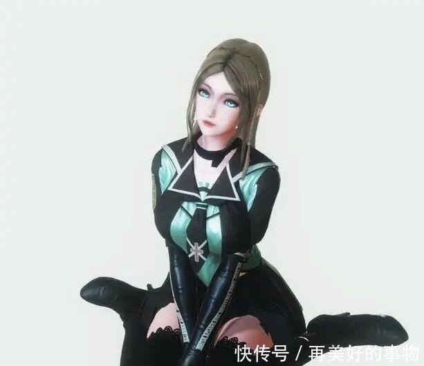 a2985|斗罗女神换新装，比比东姿势撩人，朱竹清一身皮衣亮了