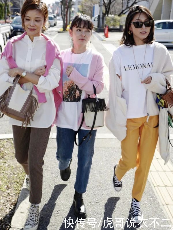 人近中年穿衣简约才高级，学这位40岁博主，轻松get好气质