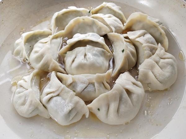 国外|80后夫妻在英国卖小吃,日收入5千元,网友:我也去国外卖小吃