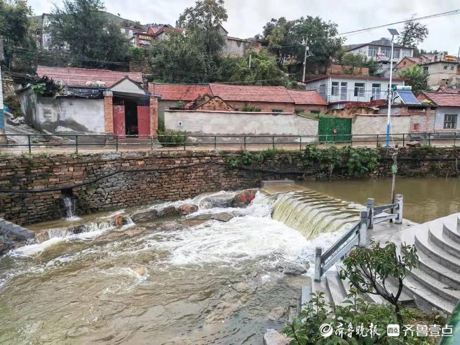 古村落|雨后齐长城下的古村落南栾宫，宛如美丽画卷