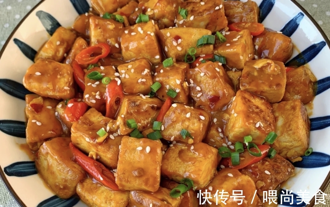 火腿鸡蛋饼|分享几道特色小吃在家就能做，做法很简单，赶快动手做一道吧！