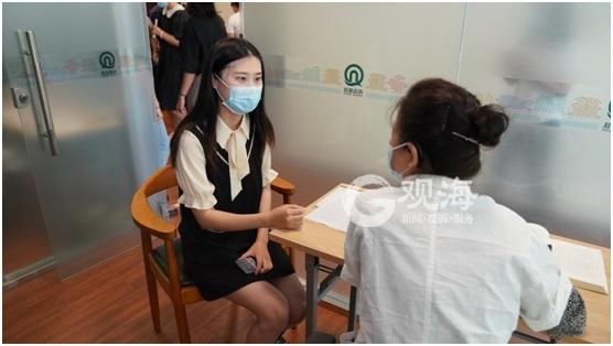 血压仪|配备血压仪、心电图机……青岛市首批30家“职工智慧健康驿站” 建成投用