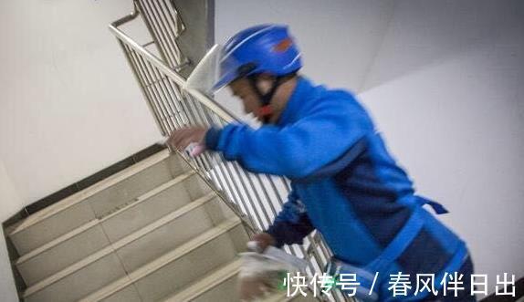 ep31岁外卖小伙猝死，大夫忠告：身体3处常疼痛，需引起重视！