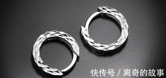 银饰品 apm的首饰是什么材质!