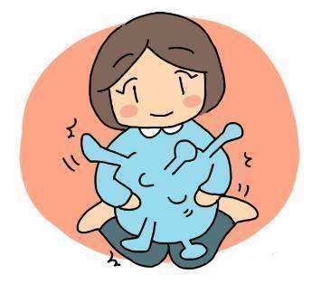 胎儿|羊水质量好的孕妈，通常有这样表现，如果你也有，胎儿会发育很好