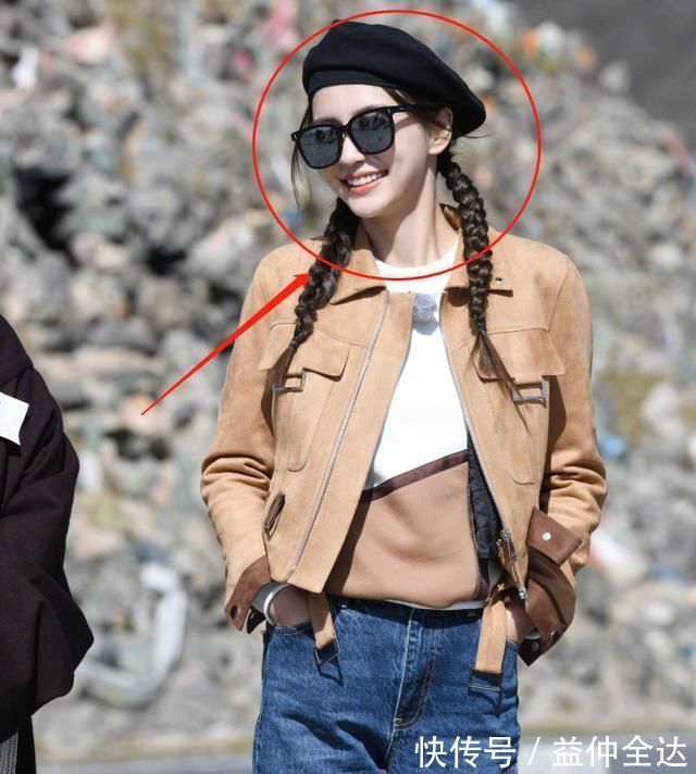 跑男|同是邁腿唱歌,看清baby與李一桐的站姿,女漢子女神的區別很明顯